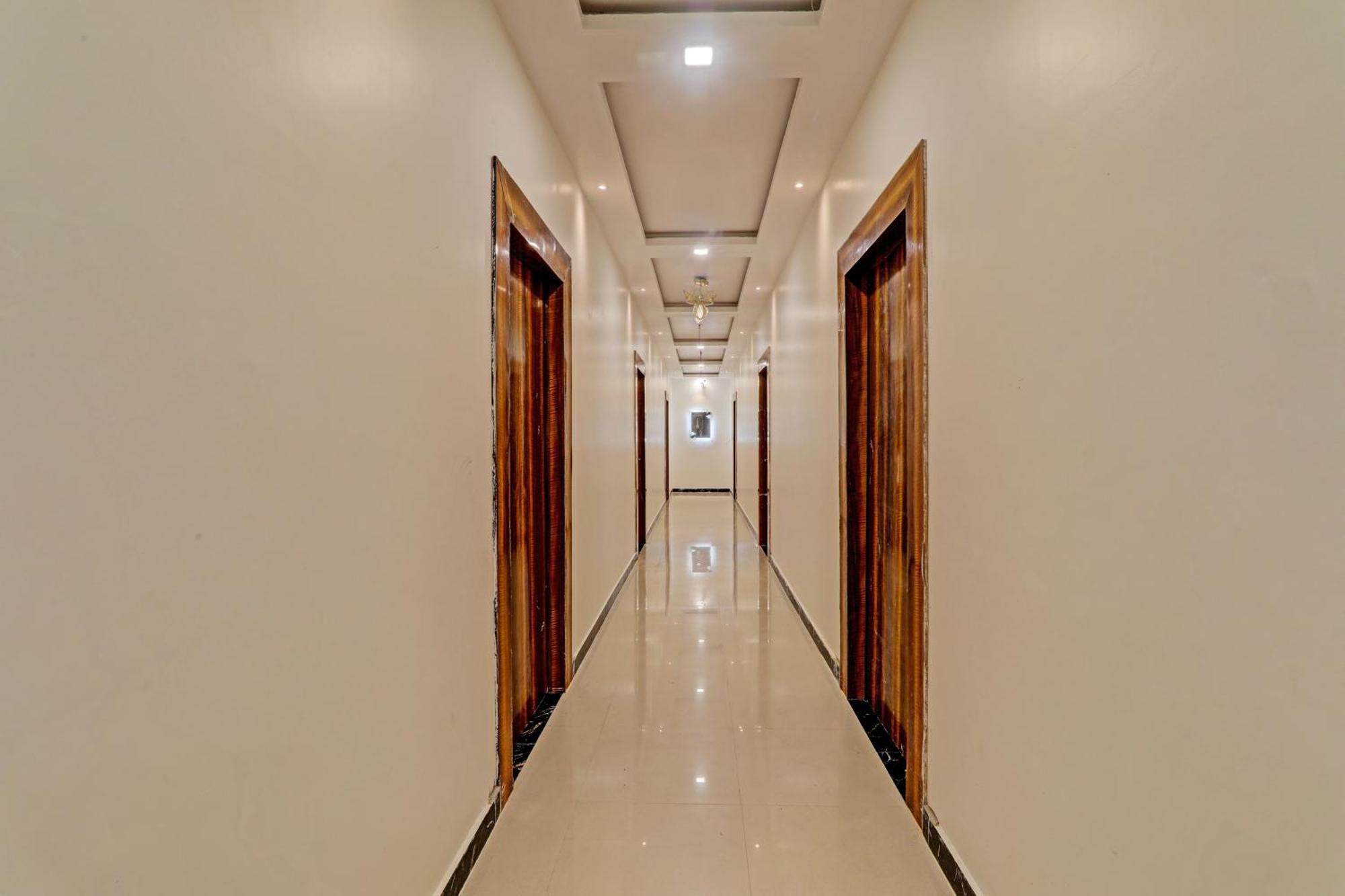 Hotel O Awadh International Bela Pratapgarh Dış mekan fotoğraf