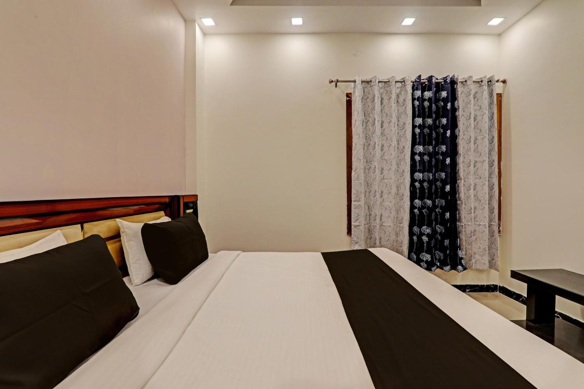 Hotel O Awadh International Bela Pratapgarh Dış mekan fotoğraf